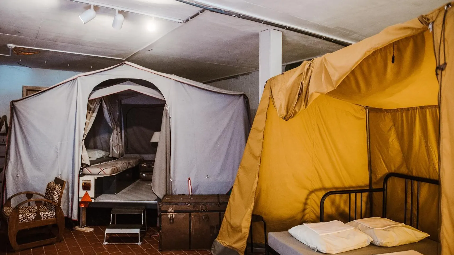 גנט Treck Hostel