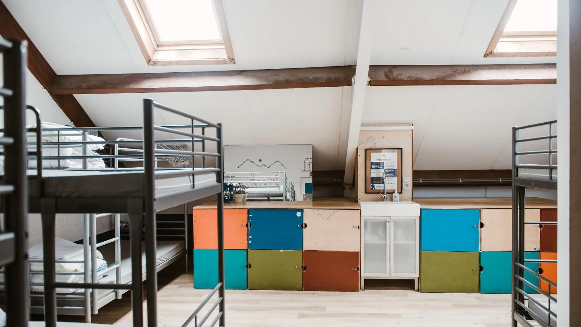 גנט Treck Hostel