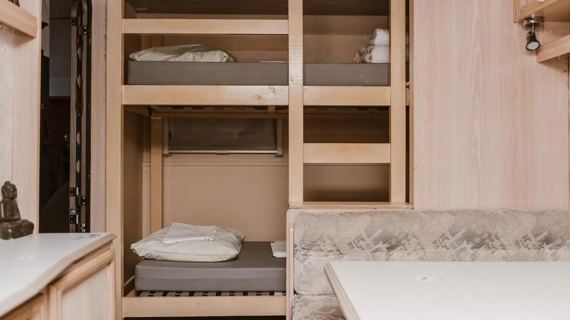 גנט Treck Hostel בלגיה